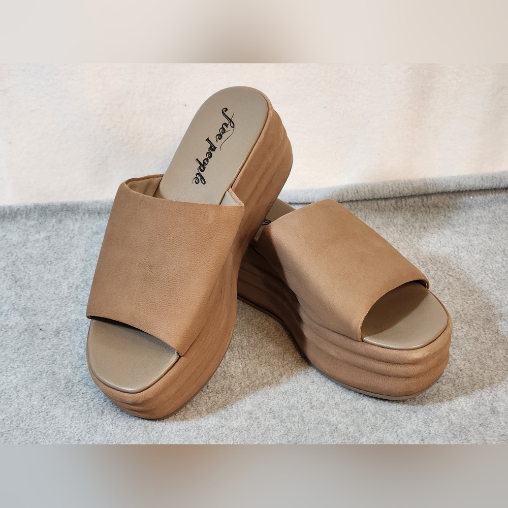 NEW Free People Harbor Flatform for Women Size 38.5 (8M)